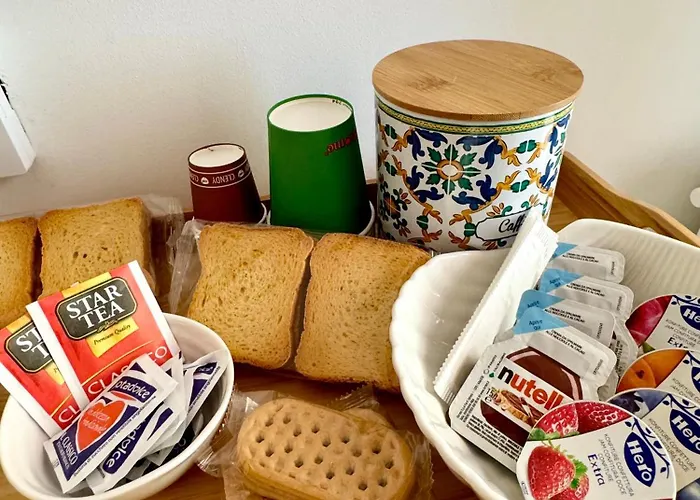 Deca דירה בארי